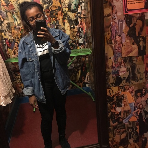 Meet your Posher, Aiesha - Picture 7 of 7